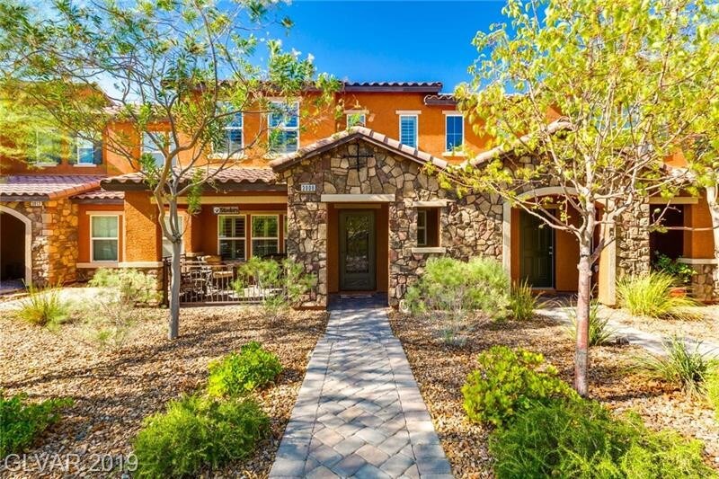 Foto principal - 3008 Bicentennial Pkwy