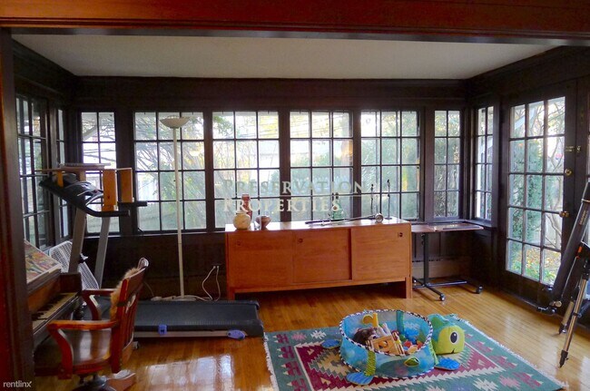 Building Photo - 3 br, 1 bath House - 54 Grove Hill Park