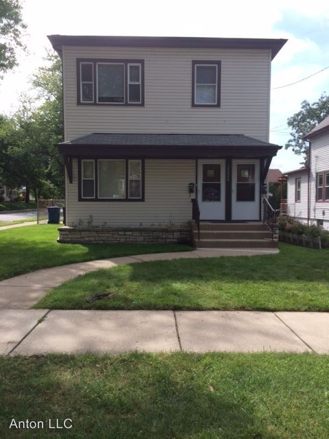 Building Photo - 12826 Elm St