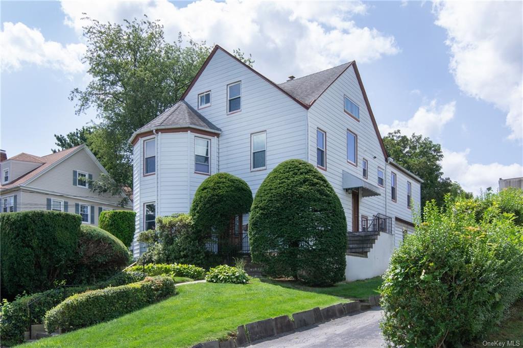 Foto principal - 81 Woodland Ave