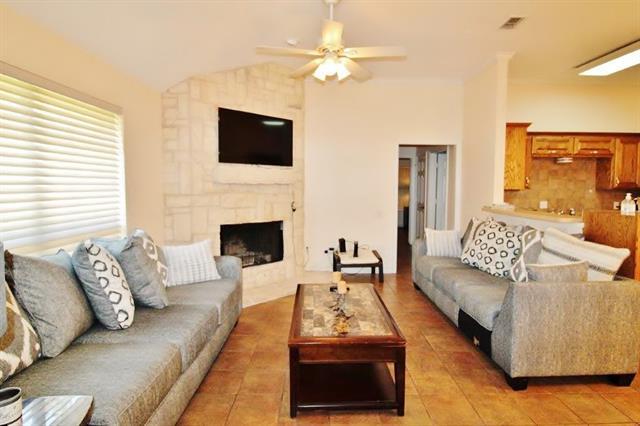 Foto del edificio - 5131 Trail Dust Ln