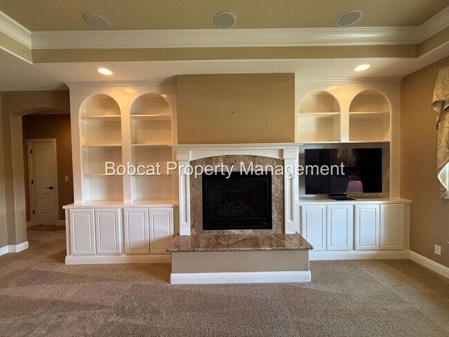 Foto del edificio - 1360 Turner Ct