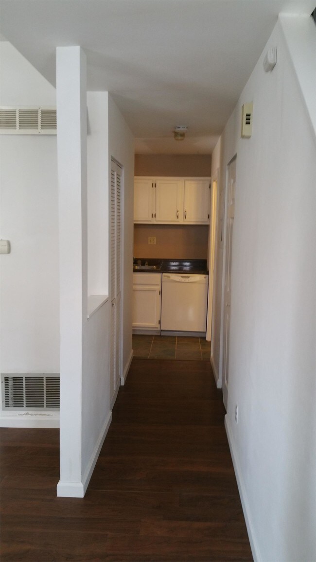 Foto del edificio - 342 N Newstead Ave