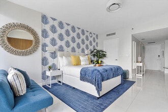 Building Photo - 485 Brickell Ave