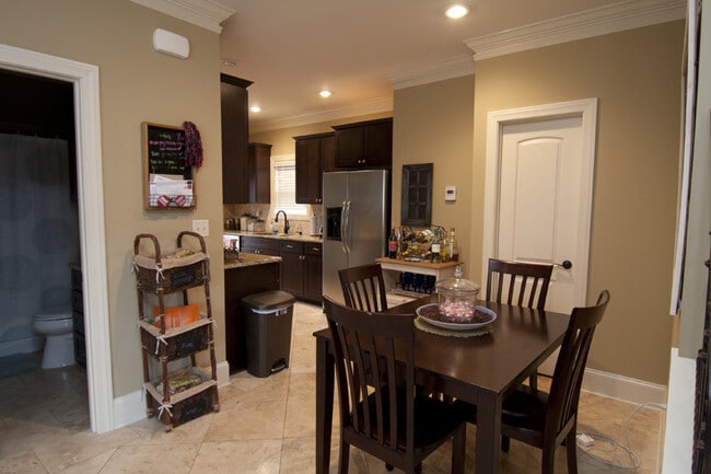 Building Photo - Falls Grove