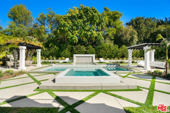 Foto del edificio - 4608 Westchester Dr