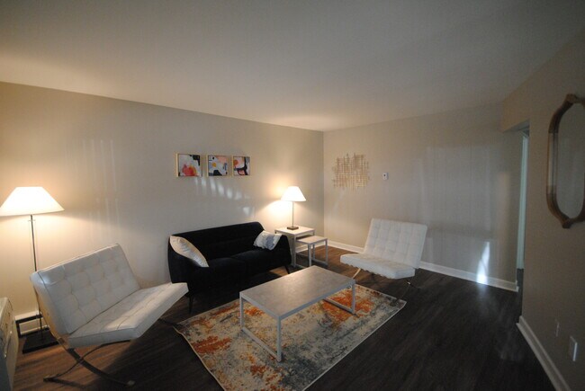 Foto del edificio - 727 E Kingsley St