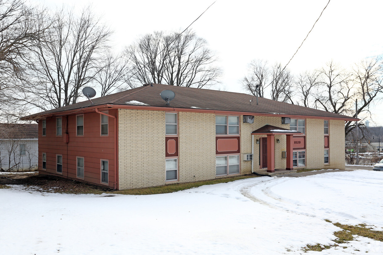 Building Photo - 8520 Clark St
