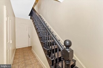 Building Photo - 326 E Patrick St