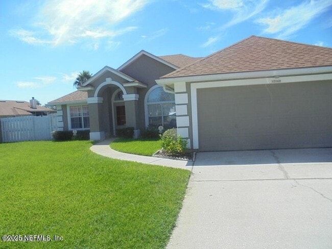 Building Photo - 12162 Millford Ln N