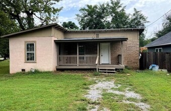 Building Photo - 1006 Chase St
