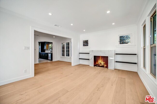 Foto del edificio - 951 Hilldale Ave