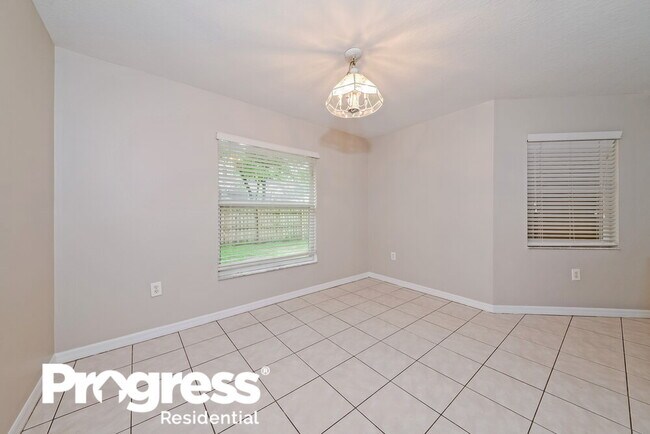 Building Photo - 6940 Mauna Loa Blvd