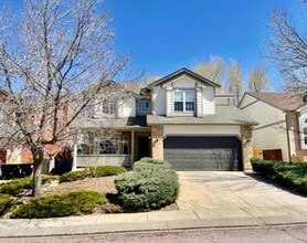 Building Photo - 6675 Stonehedge Dr
