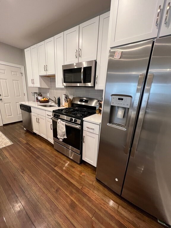 Foto del edificio - 209 E Cottage St