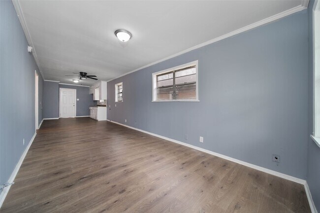 Foto del edificio - 2311 Kabee St