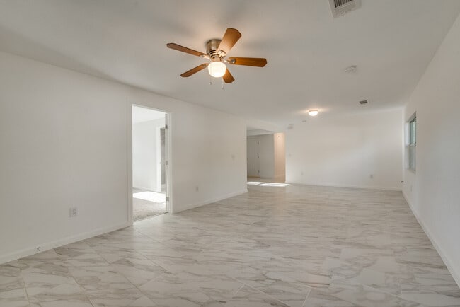 Building Photo - 309 W Monterey
