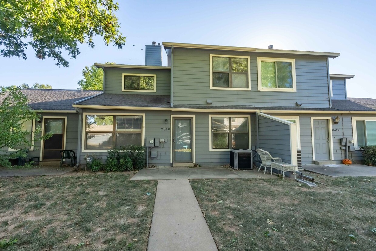 Primary Photo - 3 Bed / 2.5 Bath in Broken Arrow!