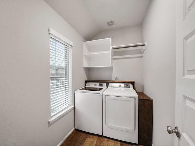 Building Photo - 10711 Ashlesha Ln
