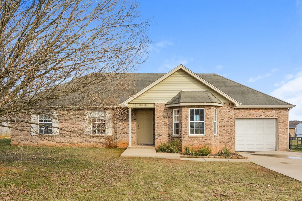 Primary Photo - 9004 Seton Ct