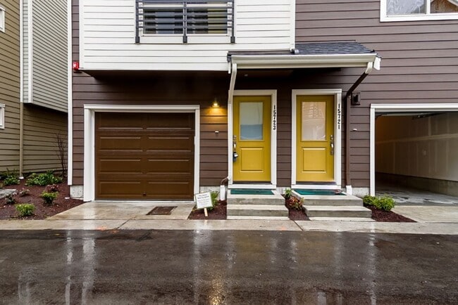 2Bd/2.5Ba Bellevue Townhouse - 2Bd/2.5Ba Bellevue Townhouse