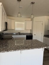 Building Photo - 188 E Sunset Cove Ln