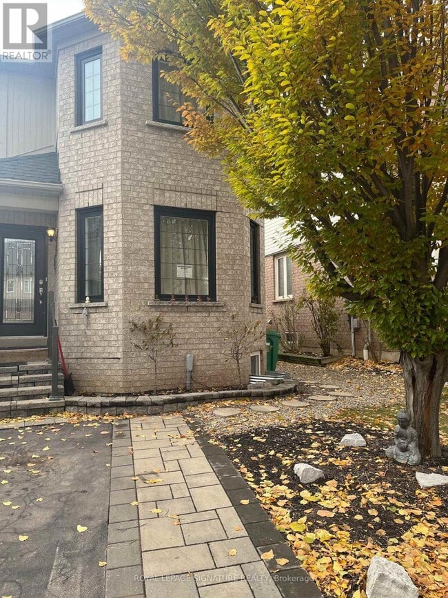 Building Photo - 2304 Bankside Dr