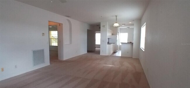 Foto del edificio - 2140 Heron Lake Dr