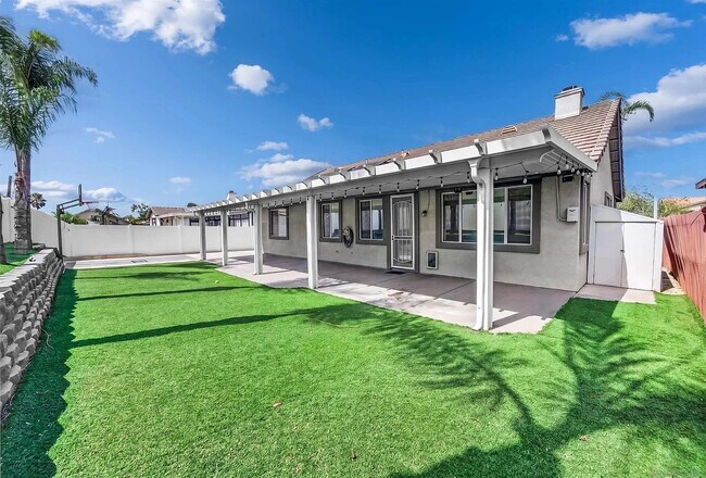 Foto del edificio - 1166 Brookmeade Cir