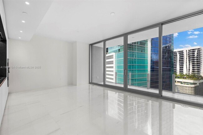 Foto del edificio - 300 Biscayne Blvd Way