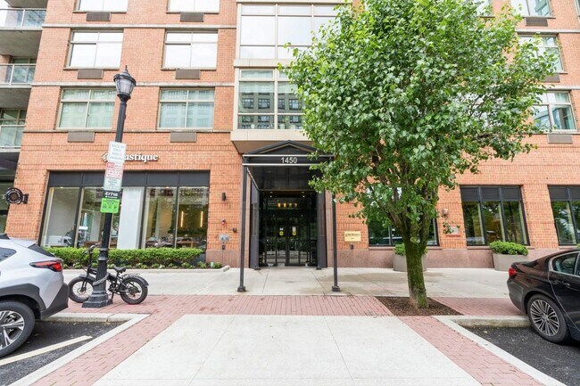 Foto del edificio - 1450 Washington St
