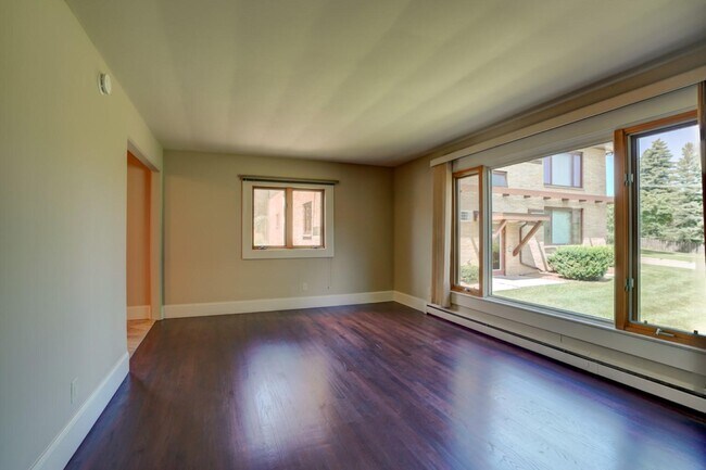 Building Photo - 4918 Ascot Ln
