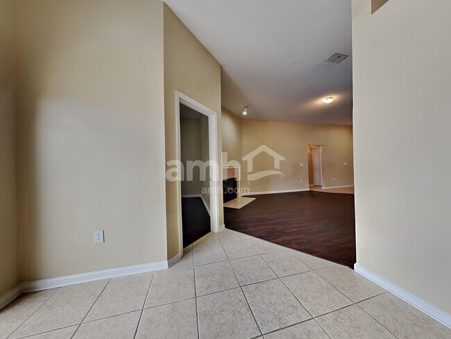 Foto del edificio - 81 Marisco Way