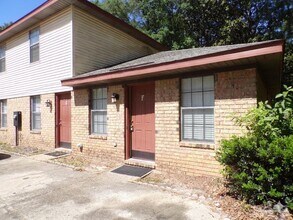 Building Photo - 1455 Acorn Ln