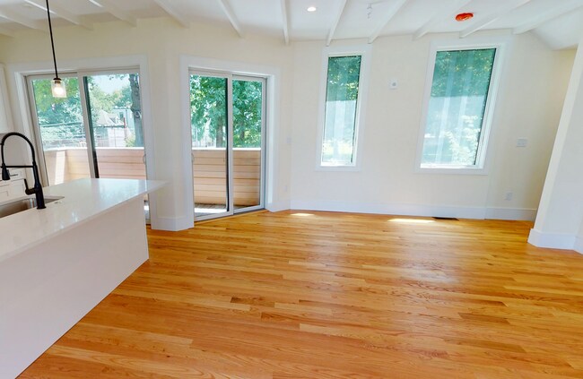 Building Photo - 9/1 No Fee! New construction 3BR/2.5BA in Brookline Village!