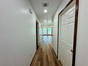 Building Photo - 10715 Carvel Ln