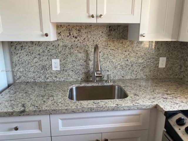 Building Photo - 2921 SW 10th St  26 Miami Fl 33135