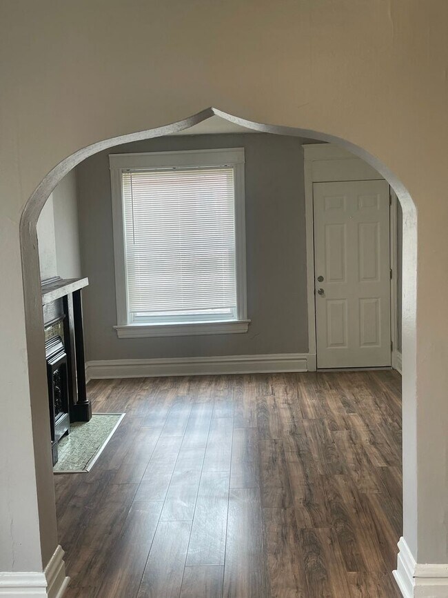 Foto del edificio - Available Now! One Bedroom Apartment with ...