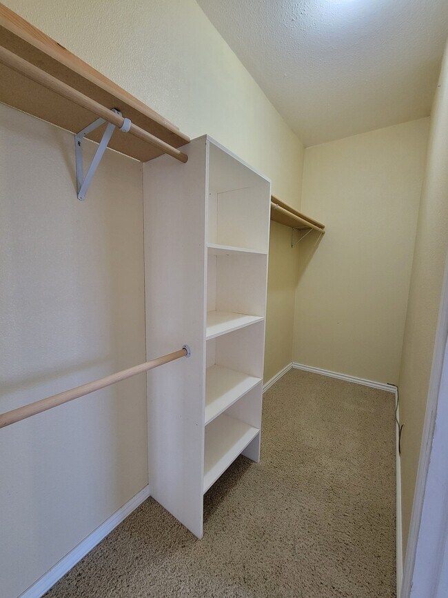 Foto del edificio - French Apartments