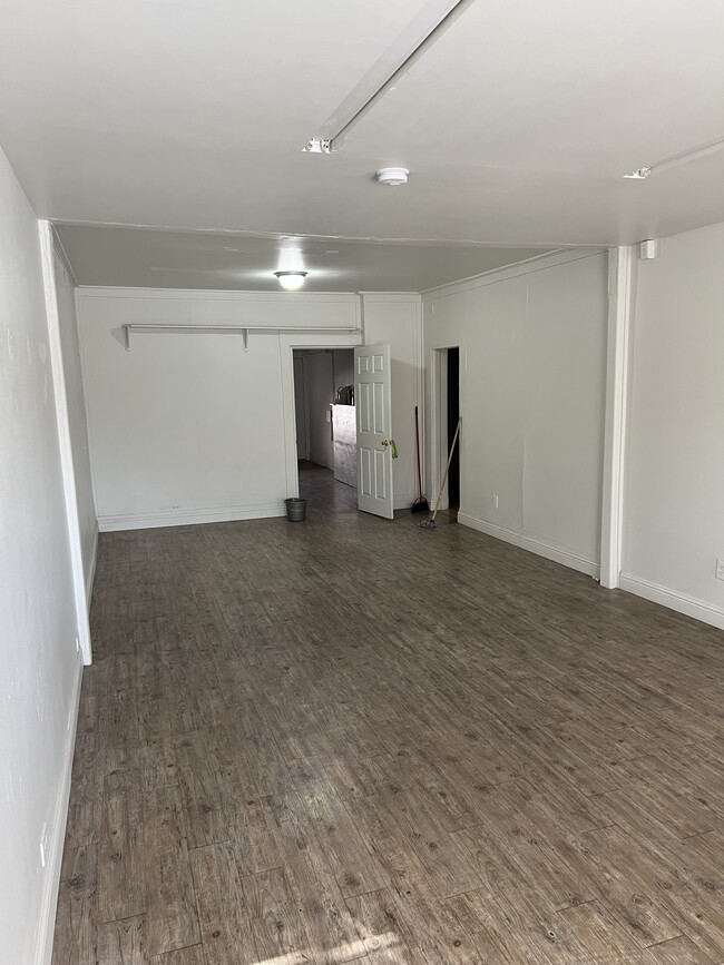 Foto del edificio - 1434 Victorian Ave