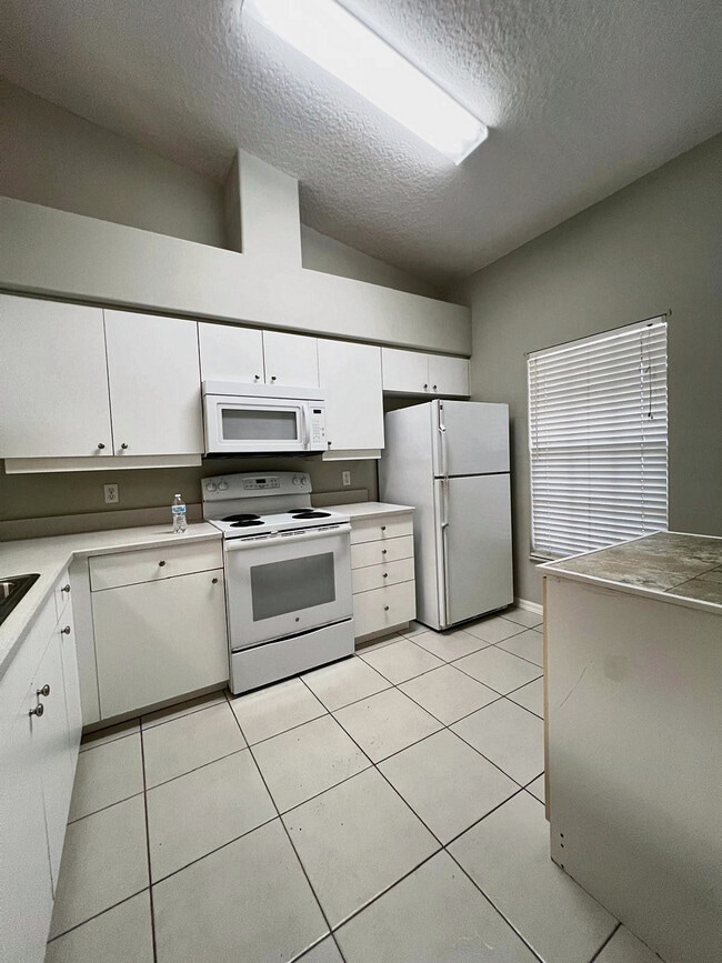 Building Photo - 3535 Forest Branch Dr