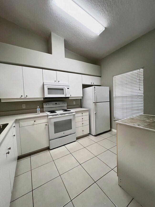 Foto del edificio - 3535 Forest Branch Dr