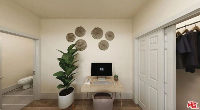 Foto del edificio - 2901 Raymond Ave