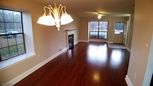 Foto del edificio - 339 Penns Way