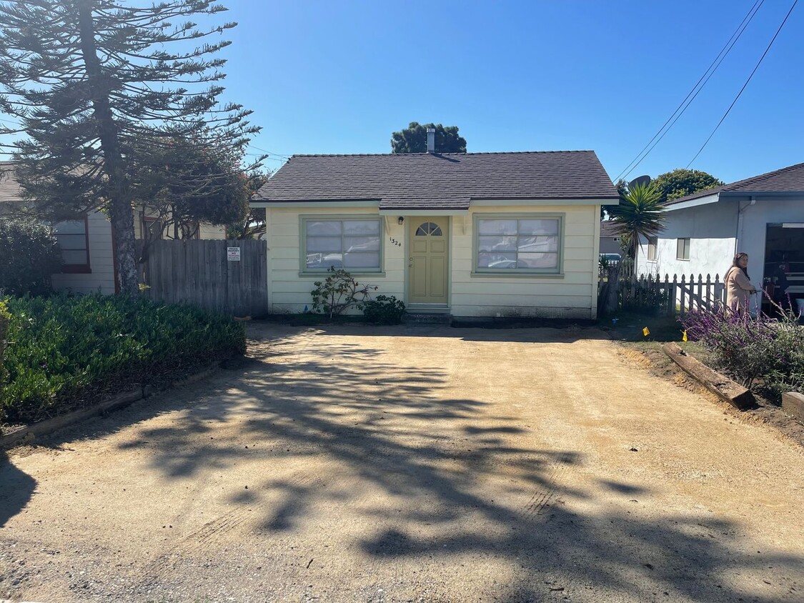 1324 Longbranch Ave, Grover Beach, CA 93433 House Rental in Grover