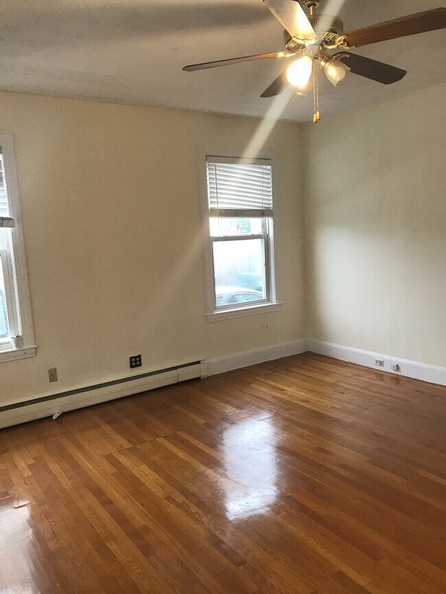 9 Pembroke St, Medford, MA 02155 House Rental in Medford, MA