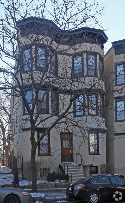 Primary Photo - 29 S High St