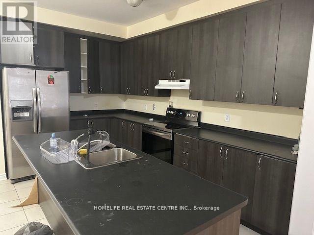 Building Photo - 106 Royal Fern Cres