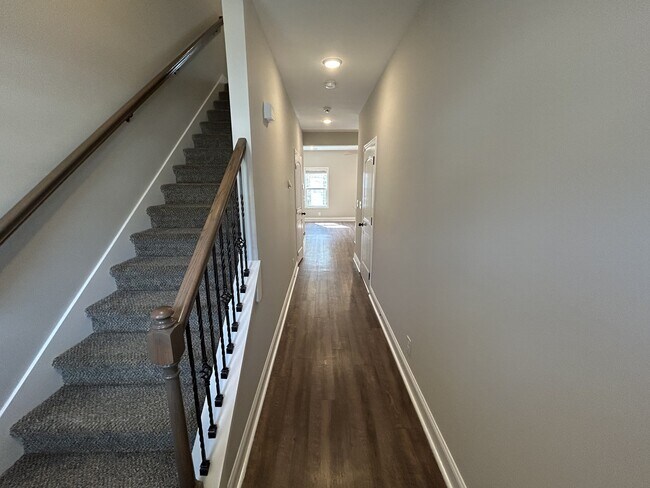 Foto del edificio - 317 Fallow Cir