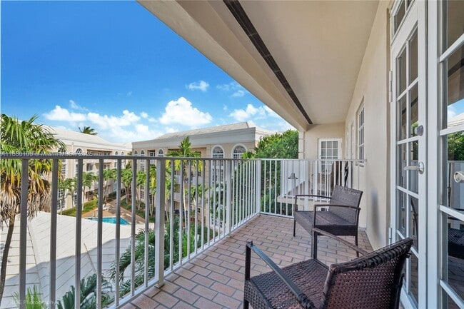 Building Photo - 1280 S Alhambra Cir